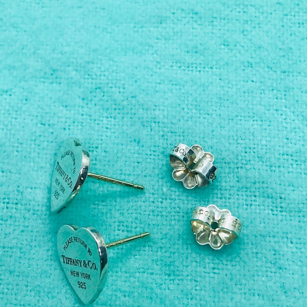 Tiffany mini heart earrings - Picture 3 of 4